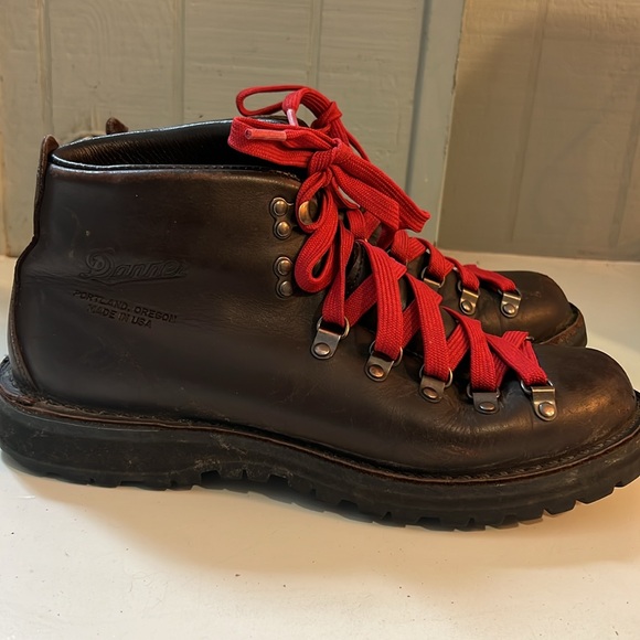 Danner Mountain Light II Hiking Boots, Women's Size 11 - Picture 2 of 6